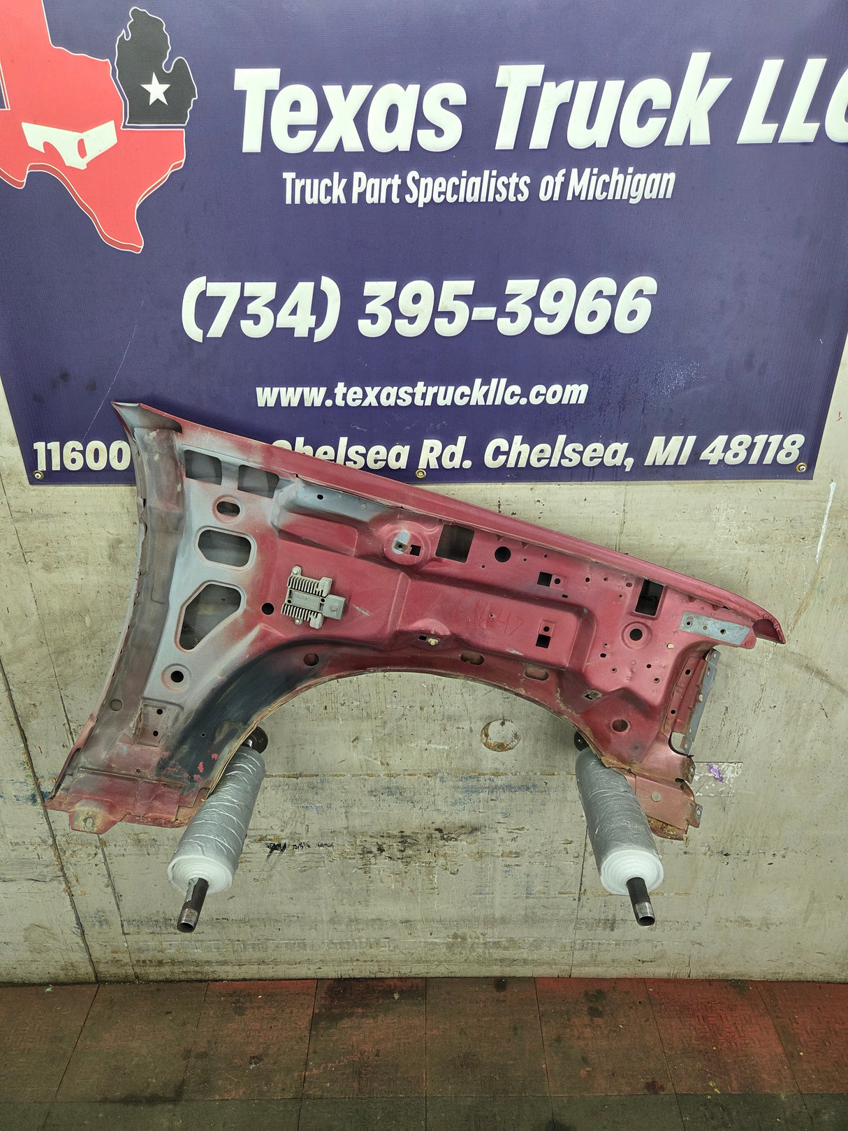 1992-1997 OBS Ford F Series F250 F350 F450 F550 Driver Side LH Front Fender