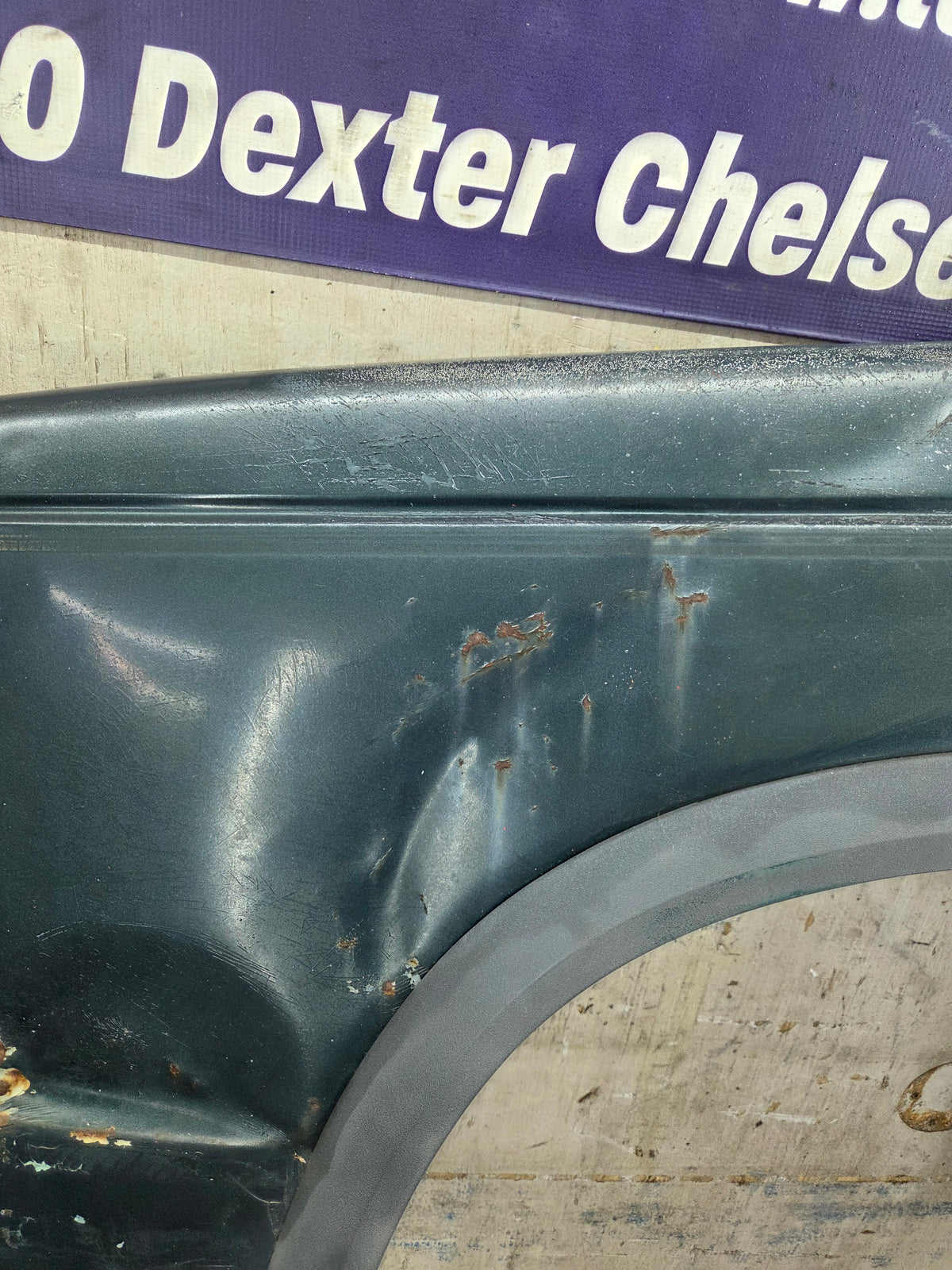 1982-1993 Chevrolet / GMC S10 S15 Sonoma Left Hand Driver Side Front Fender-Damage