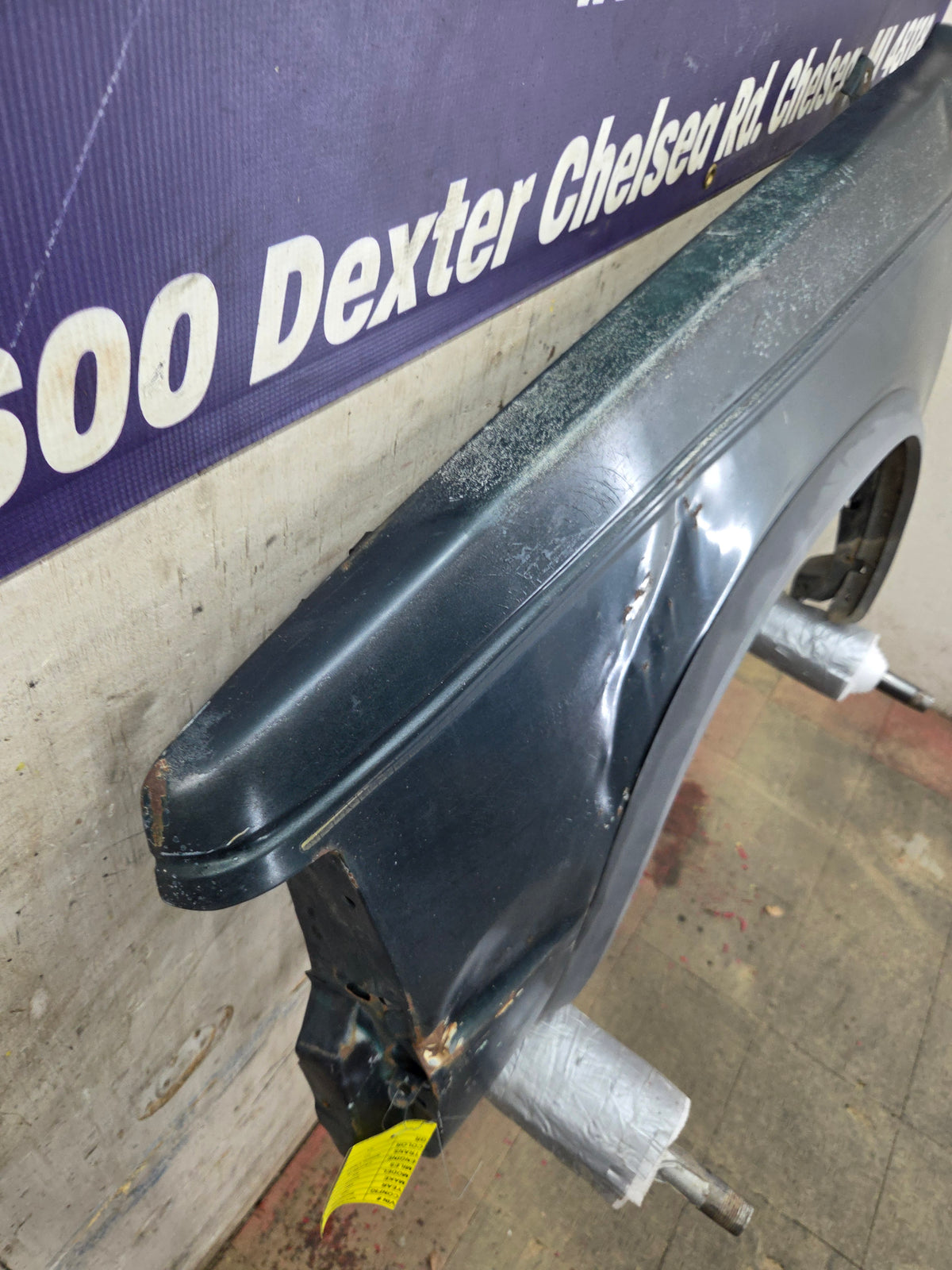 1982-1993 Chevrolet / GMC S10 S15 Sonoma Left Hand Driver Side Front Fender-Damage