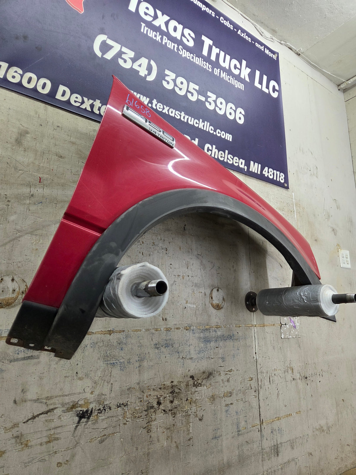 2004-2008 Ford F150 RH Passenger Side Front Fender