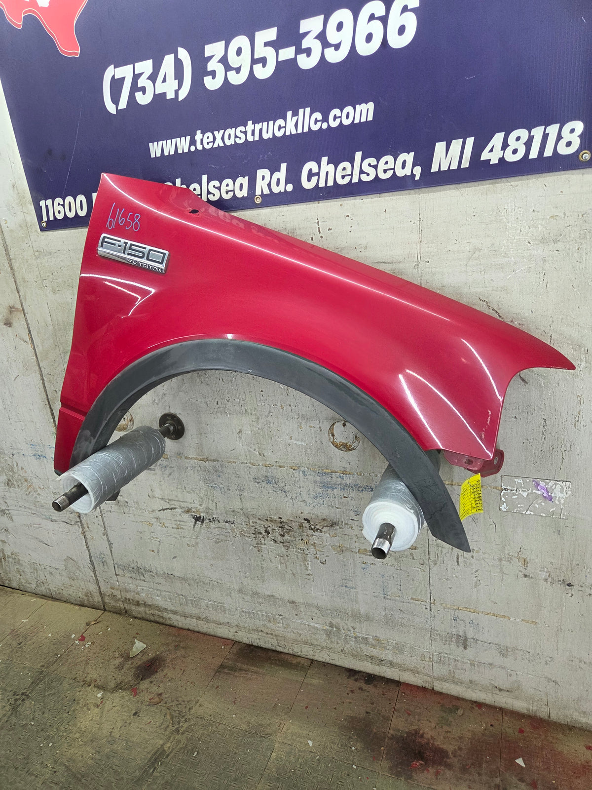 2004-2008 Ford F150 RH Passenger Side Front Fender