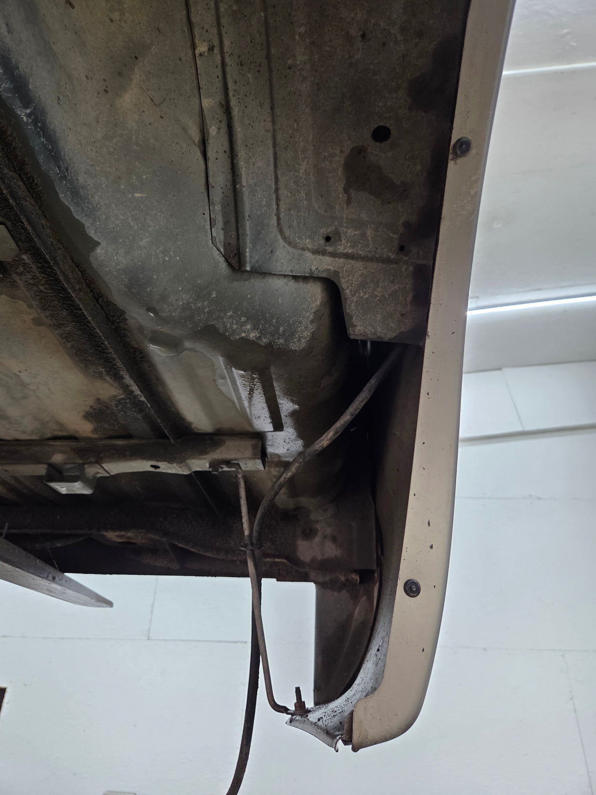 1999-2010 Ford Super Duty F250 F350 6' 9" Short Truck Bed