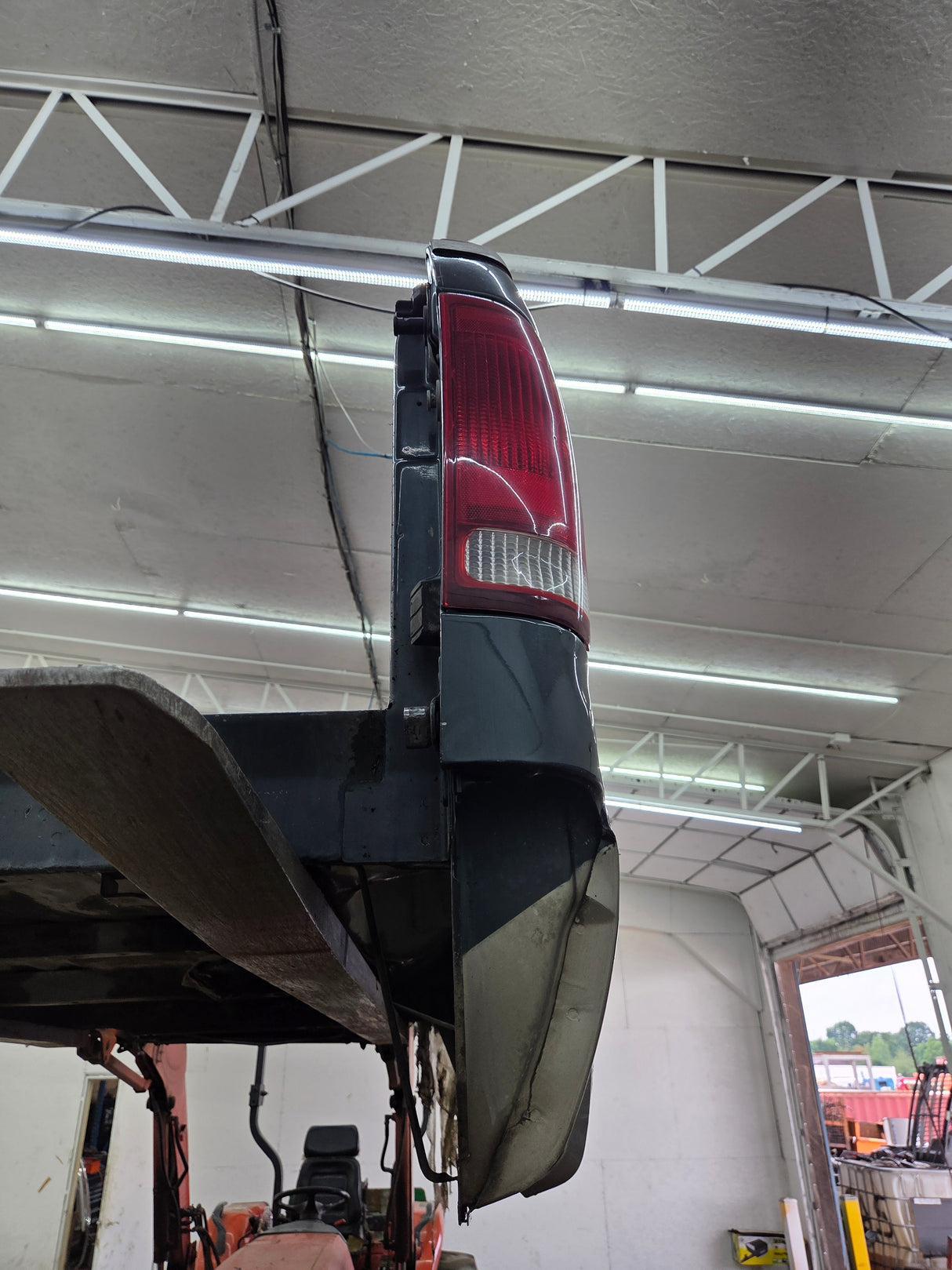 1999-2010 Ford Super Duty F250 F350 6' 9" Short Truck Bed