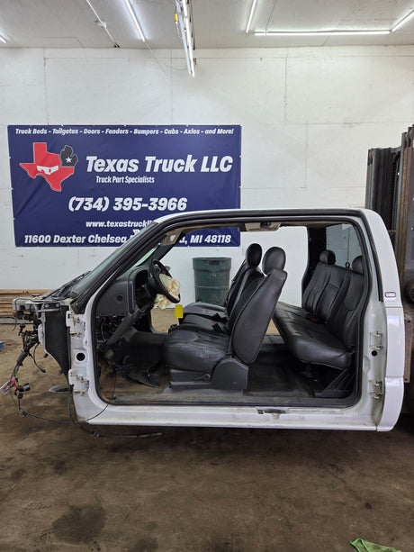 1999-2007 Chevrolet Silverado / GMC Sierra 1500 2500 HD 3500HD Extended Cab Body