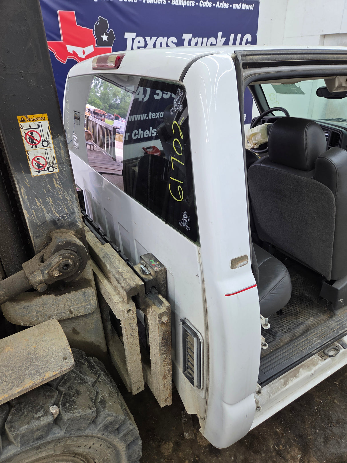 1999-2007 Chevrolet Silverado / GMC Sierra 1500 2500 HD 3500HD Extended Cab Body