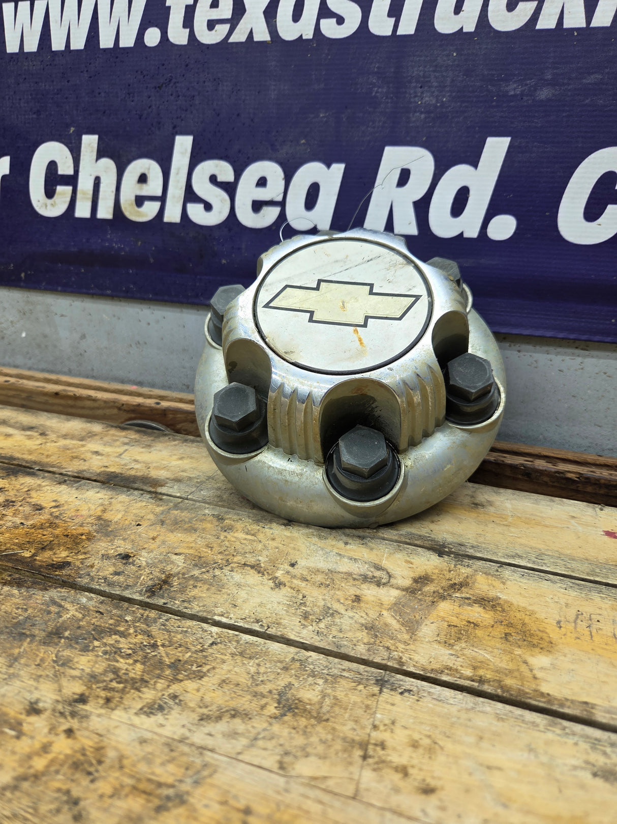 1999-2018 Chevrolet Silverado 1500 Center Cap Hub Cap 9598131