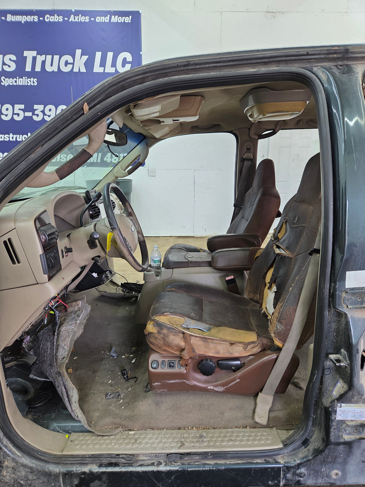 2005-2007 Ford Super Duty F250 F350 F450 F550 XLT 4 Door Crew Cab