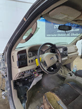 2005-2007 Ford Super Duty F250 F350 F450 F550 XLT 4 Door Crew Cab