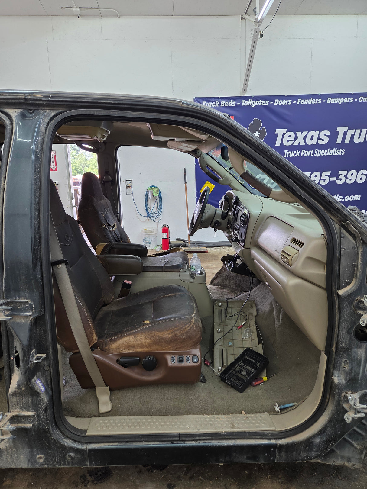 2005-2007 Ford Super Duty F250 F350 F450 F550 XLT 4 Door Crew Cab