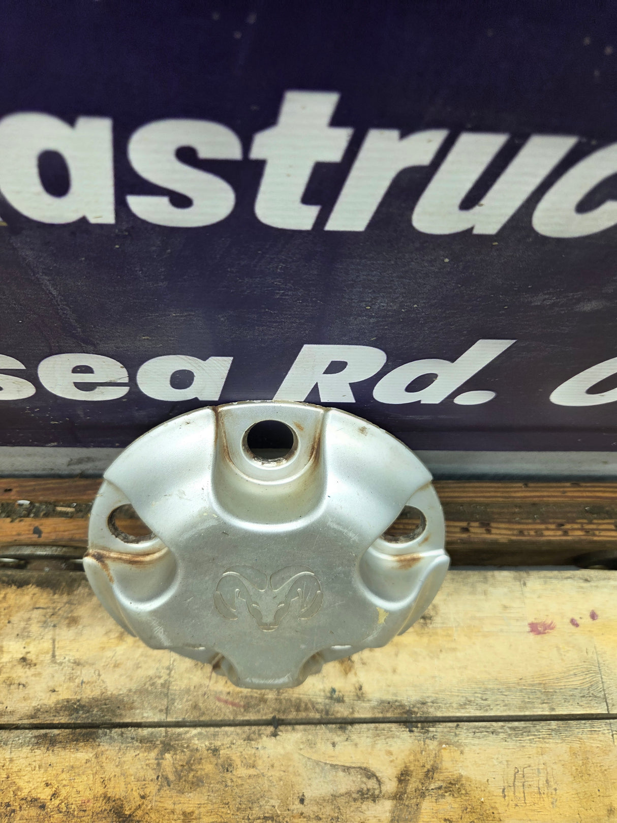 2002-2008 Dodge Ram 1500 OEM Center Wheel Cap Hub Cap 3rd Gen P/N 5845973
