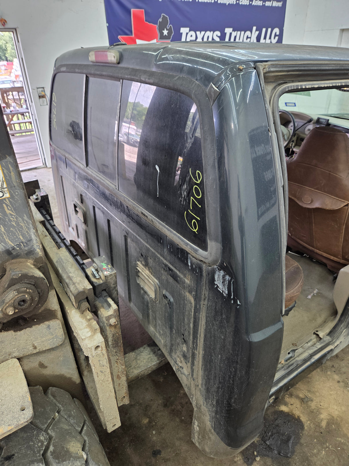 2005-2007 Ford Super Duty F250 F350 F450 F550 XLT 4 Door Crew Cab