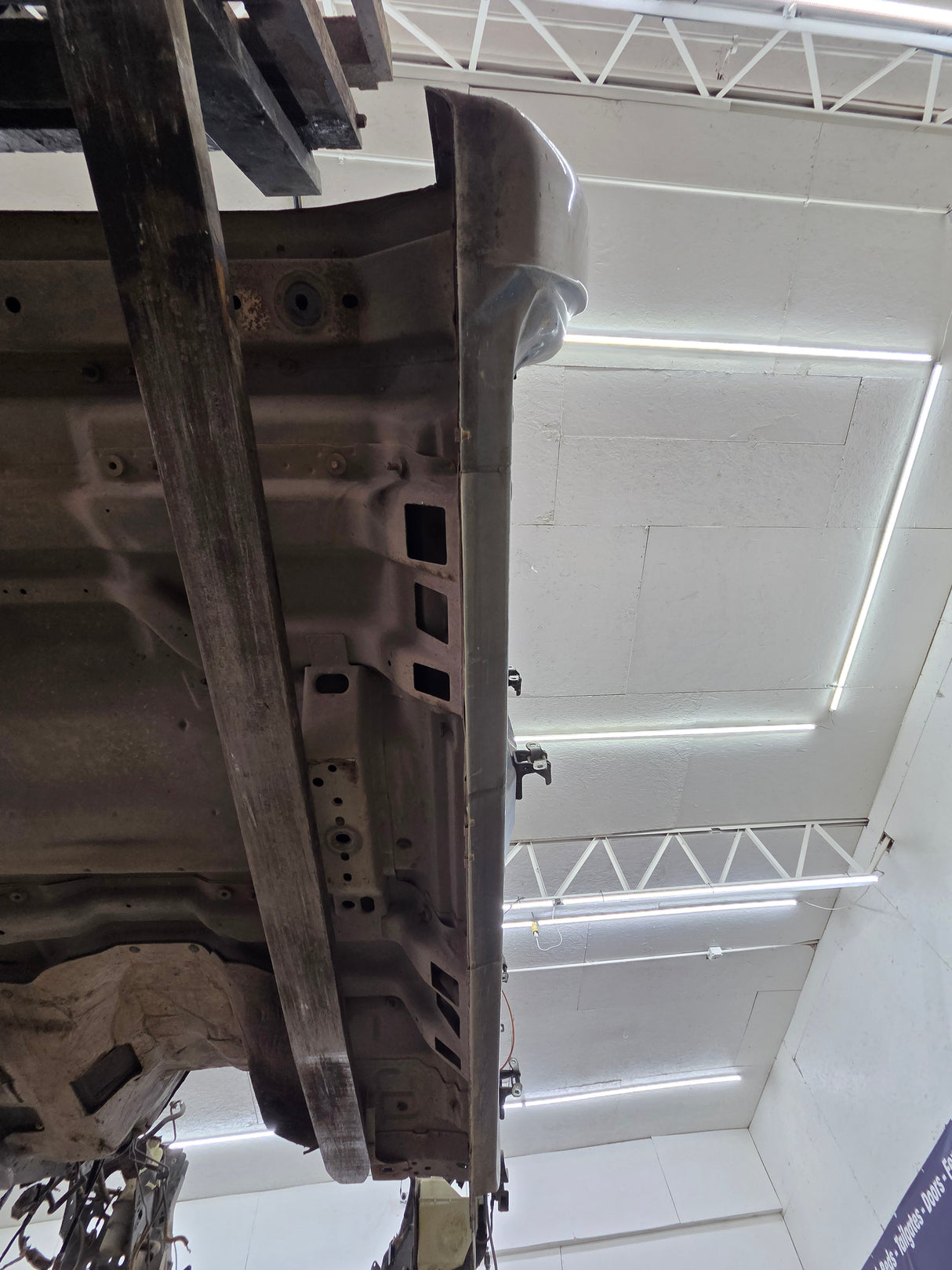 2005-2007 Ford Super Duty F250 F350 F450 F550 XLT 4 Door Crew Cab