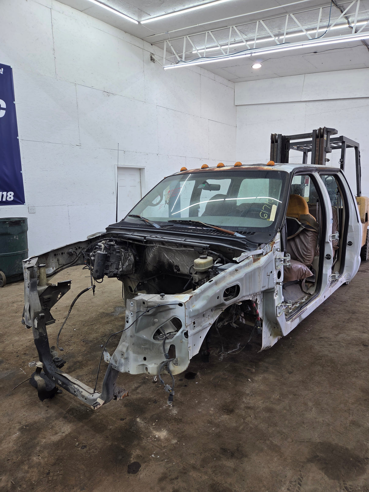 1999-2004 Ford Super Duty F250 F350 F450 F550 XLT 4 Door Crew Cab