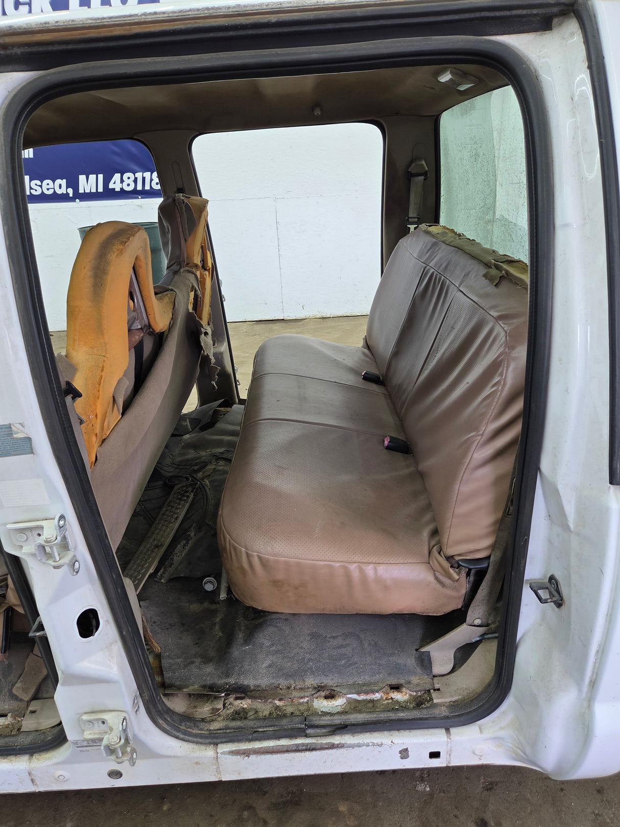 1999-2004 Ford Super Duty F250 F350 F450 F550 XLT 4 Door Crew Cab