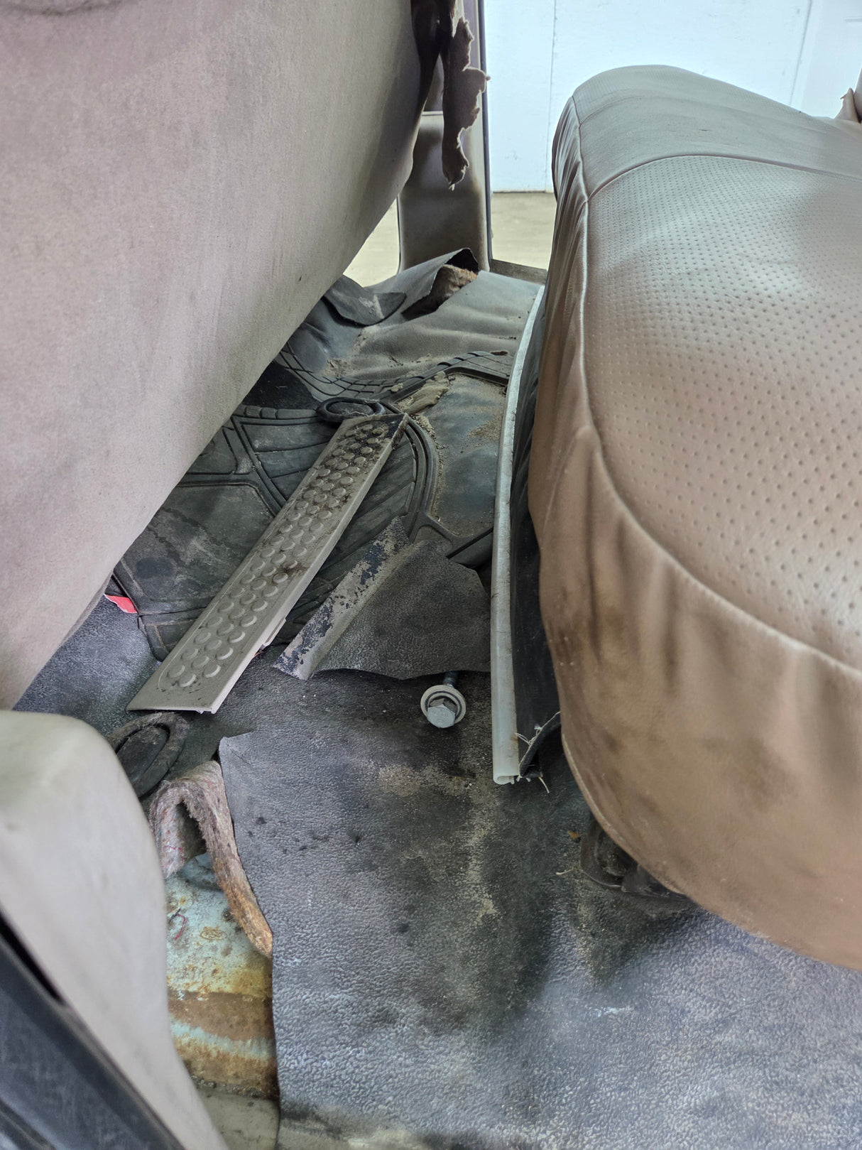 1999-2004 Ford Super Duty F250 F350 F450 F550 XLT 4 Door Crew Cab