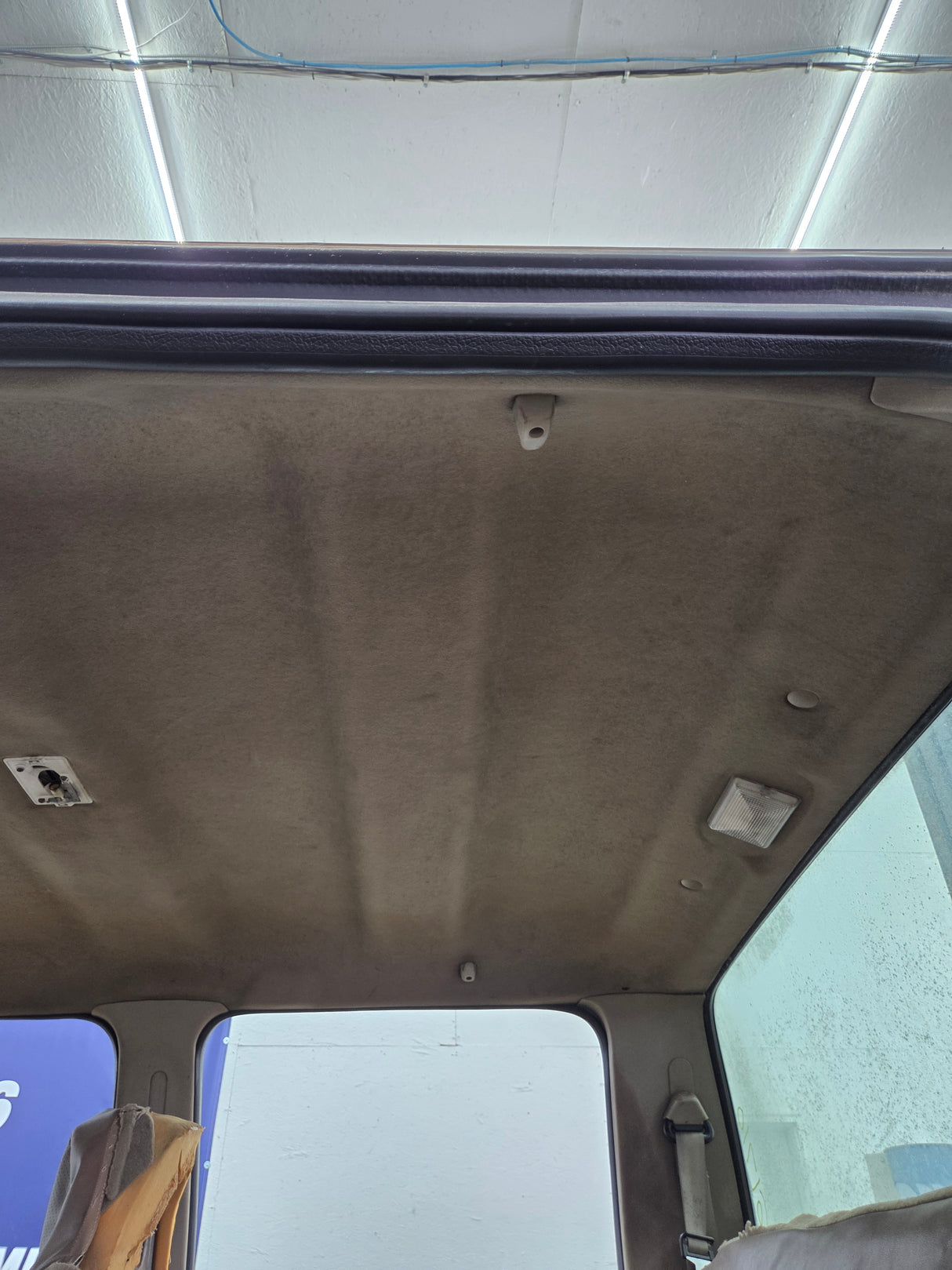 1999-2004 Ford Super Duty F250 F350 F450 F550 XLT 4 Door Crew Cab