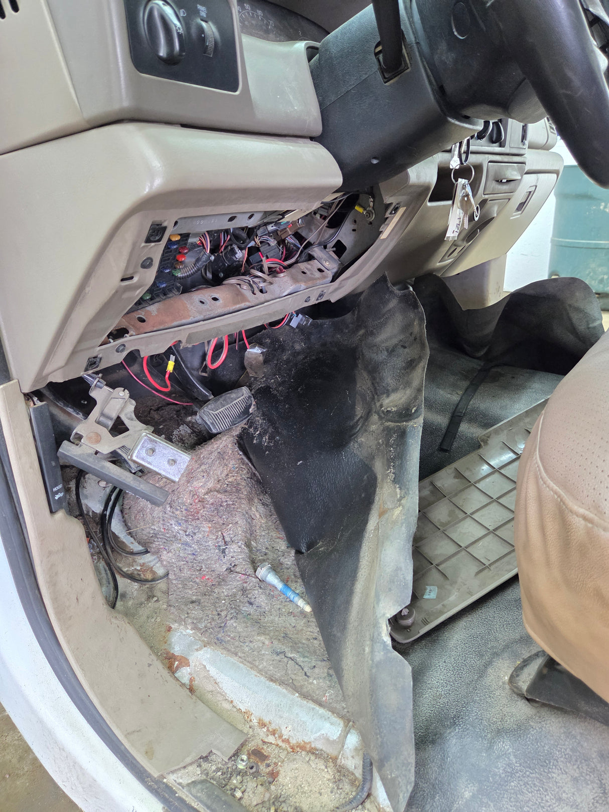 1999-2004 Ford Super Duty F250 F350 F450 F550 XLT 4 Door Crew Cab