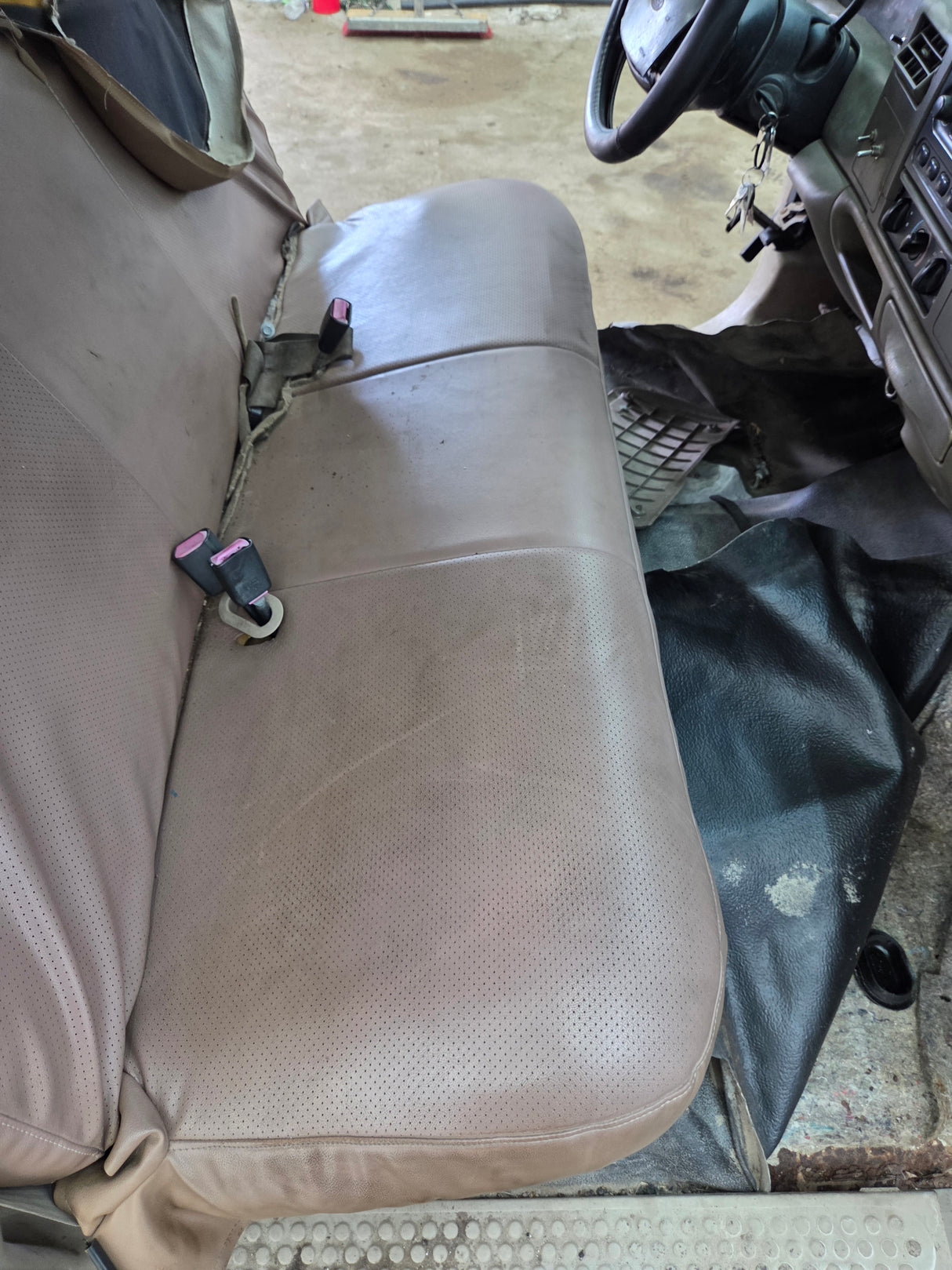 1999-2004 Ford Super Duty F250 F350 F450 F550 XLT 4 Door Crew Cab
