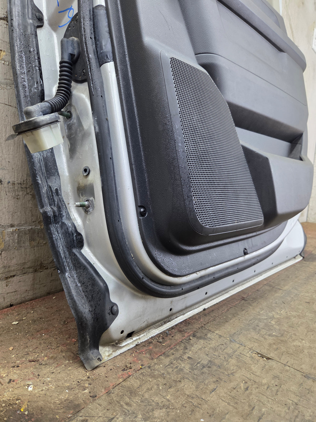 2009-2018 Dodge Ram 4th Gen Passenger Side Rear CREW Cab Door 1500 2500 3500 4500 5500