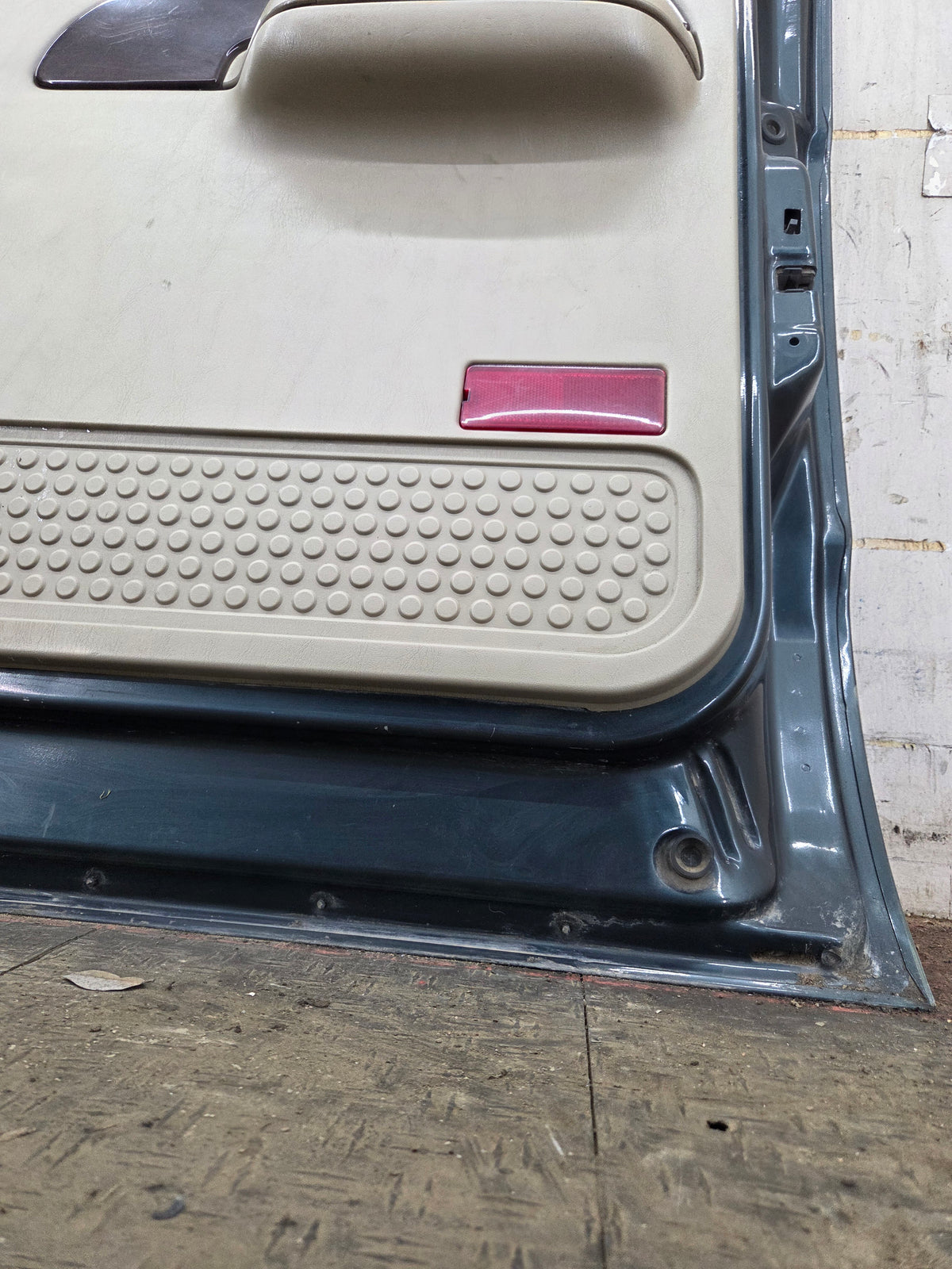 1999-2007 Ford Super Duty RH Passenger Side Rear Crew Cab Door F250 F350 F450 F550