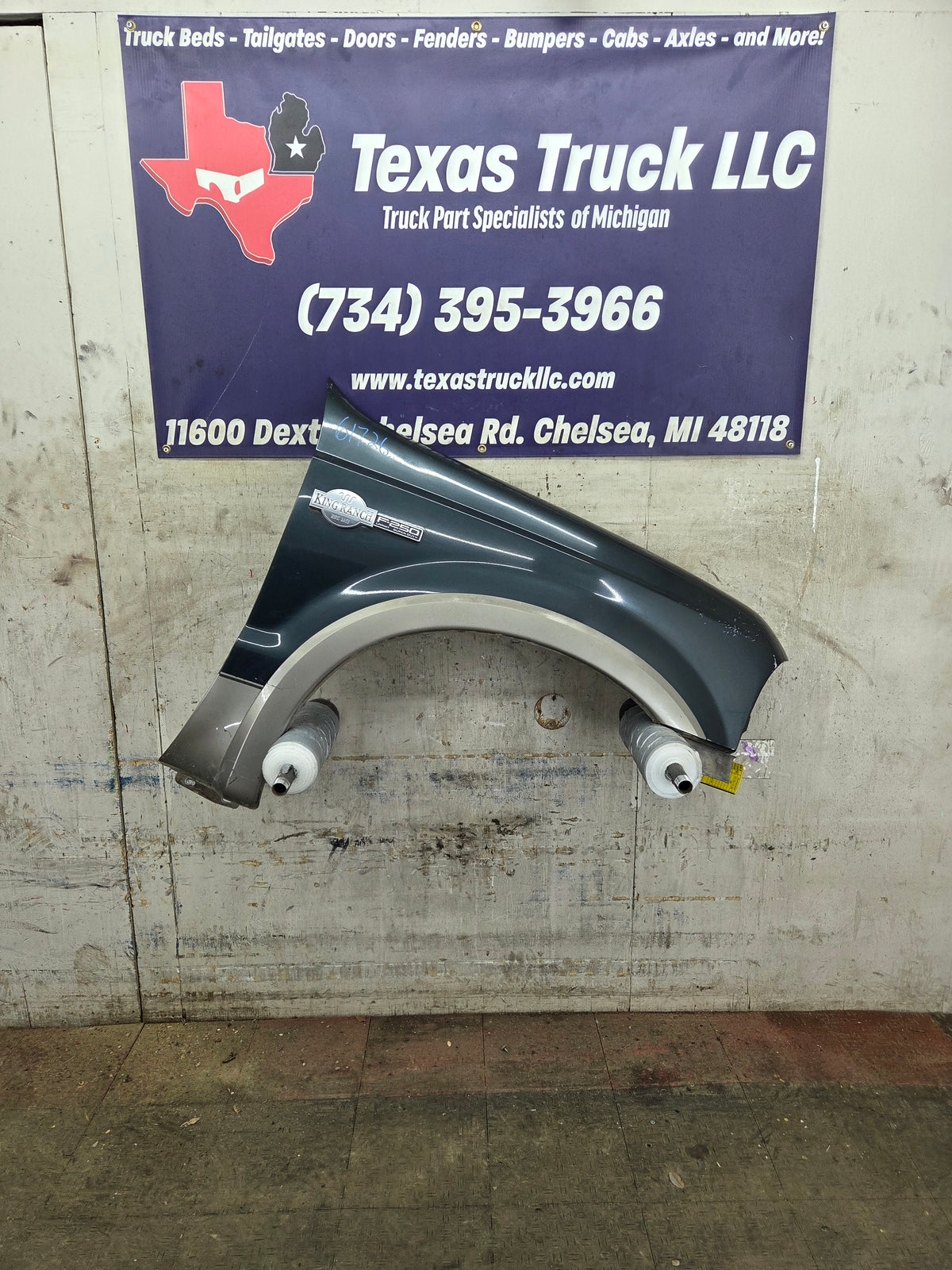 1999-2007 Ford Super Duty RH Passenger Side Front Fender F250 F350 F450 F550 Excursion