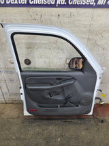 1999-2006 Chevrolet Silverado / GMC Sierra 1500 2500 3500 HD Front Driver Side Door LH