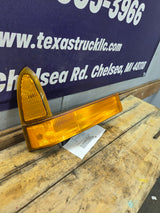 1999-2004 Ford Super Duty F250 F350 RH Passenger Side OEM Turn Signal Parking Light Assembly