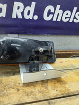 1999-2004 Ford Super Duty F250 F350 LH Driver Side OEM Turn Signal Parking Light Assembly