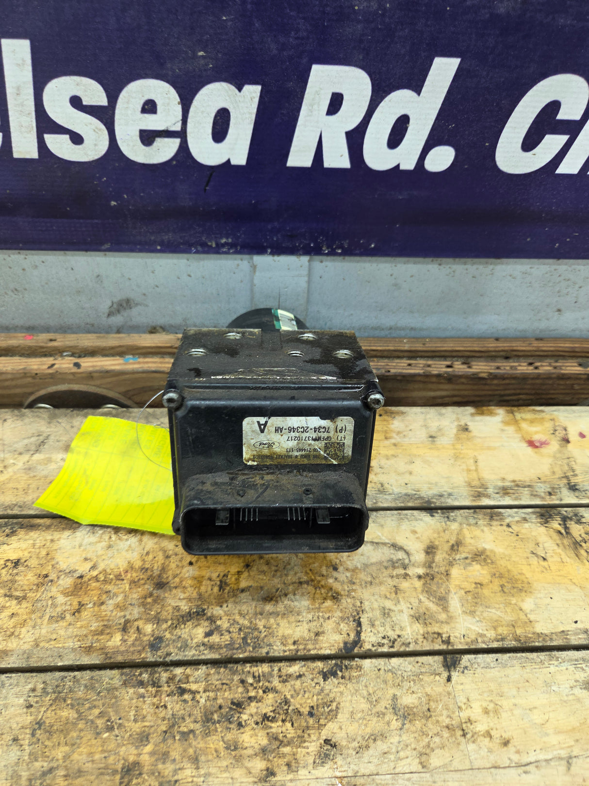 2008-2010 Ford Super Duty F250 F350 7C34-2C346-AH ABS Pump Module Control Assembly
