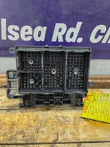 1999-2002 Chevrolet Silverado / GMC Sierra 1500 Engine Bay Fuse Box