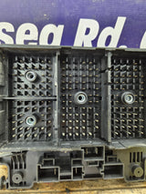 1999-2002 Chevrolet Silverado / GMC Sierra 1500 Engine Bay Fuse Box