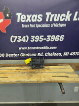 2003-2005 Chevrolet Silverado / GMC Sierra 1500 250 3500 Engine Bay Fuse Box - 15201928