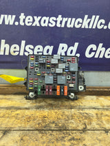 1999-2002 Chevrolet Silverado / GMC Sierra 1500 Engine Bay Fuse Box
