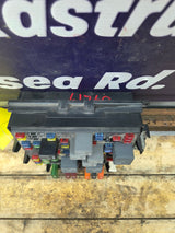 1999-2002 Chevrolet Silverado / GMC Sierra 1500 Engine Bay Fuse Box
