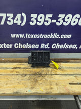 1999-2002 Chevrolet Silverado / GMC Sierra 1500 Engine Bay Fuse Box