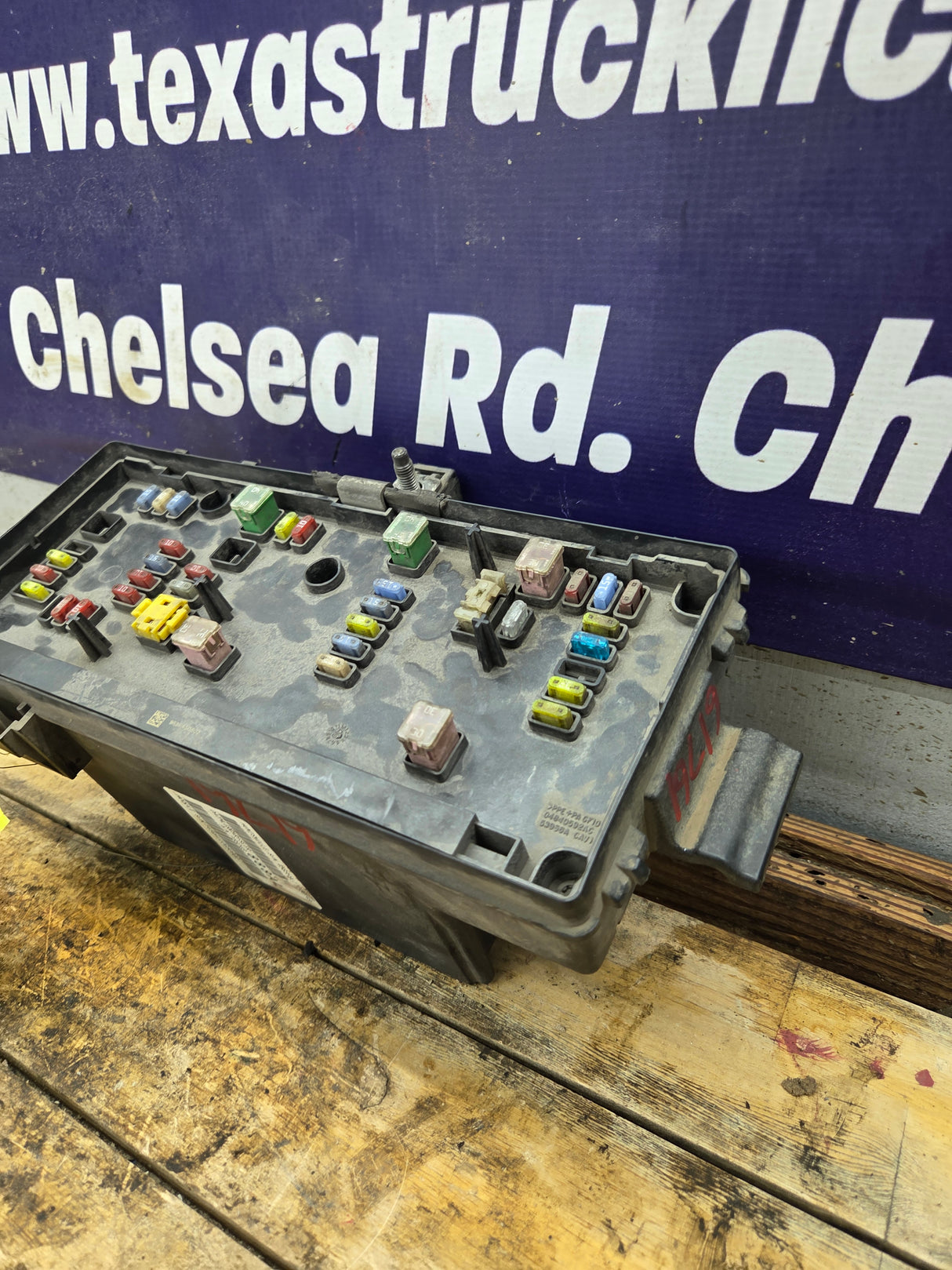 2006 Dodge Ram 1500 2500 4.7L Totally Integrated Power Module Fuse Box - P56049888AL