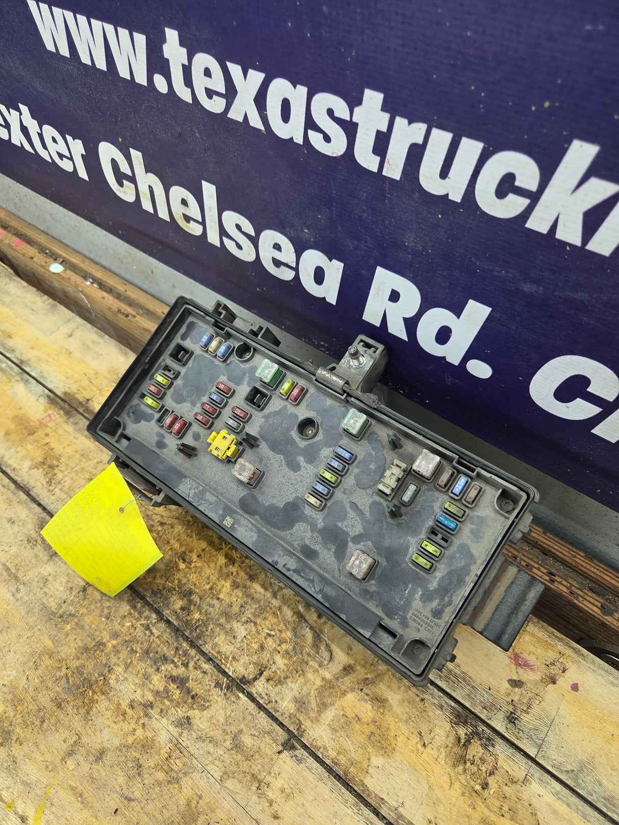 2006 Dodge Ram 1500 2500 4.7L Totally Integrated Power Module Fuse Box - P56049888AL