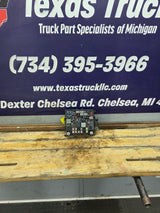2003-2005 Chevrolet Silverado / GMC Sierra 1500 250 3500 Engine Bay Fuse Box - 15201928