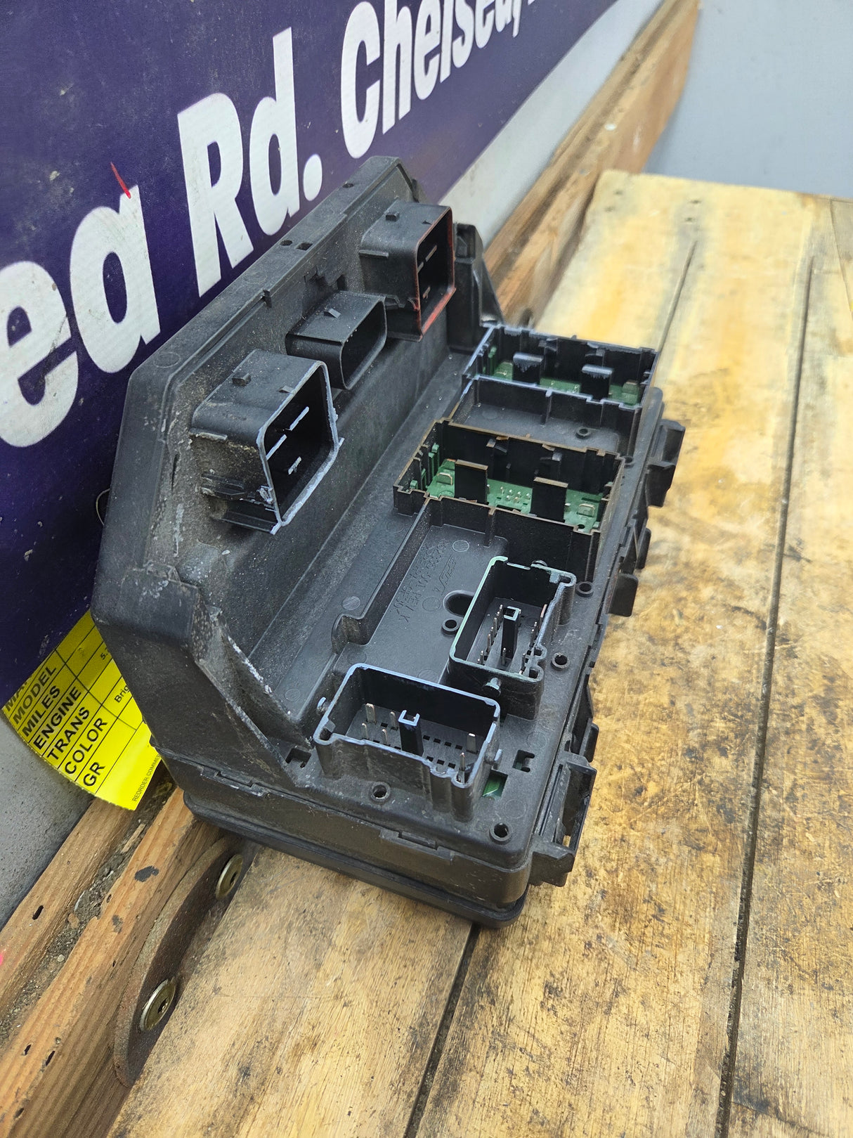 2012 Dodge Ram 1500 5.7L Hemi Totally Integrated Power Module Fuse Box 68089323AE