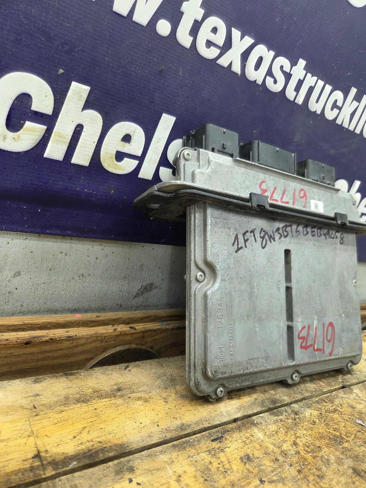 2015-2016 Ford F250 F350 6.87 PCM - FC3A-12A650-APA