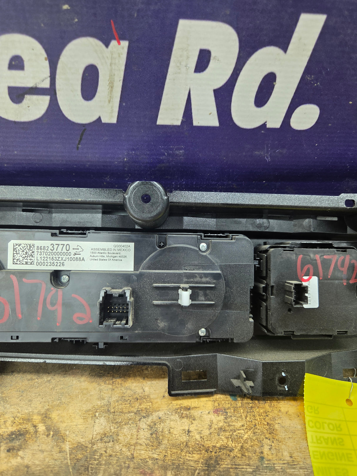 2022 Chevrolet Silverado 1500 HVAC Temperature / Climate Control unit - 86823770