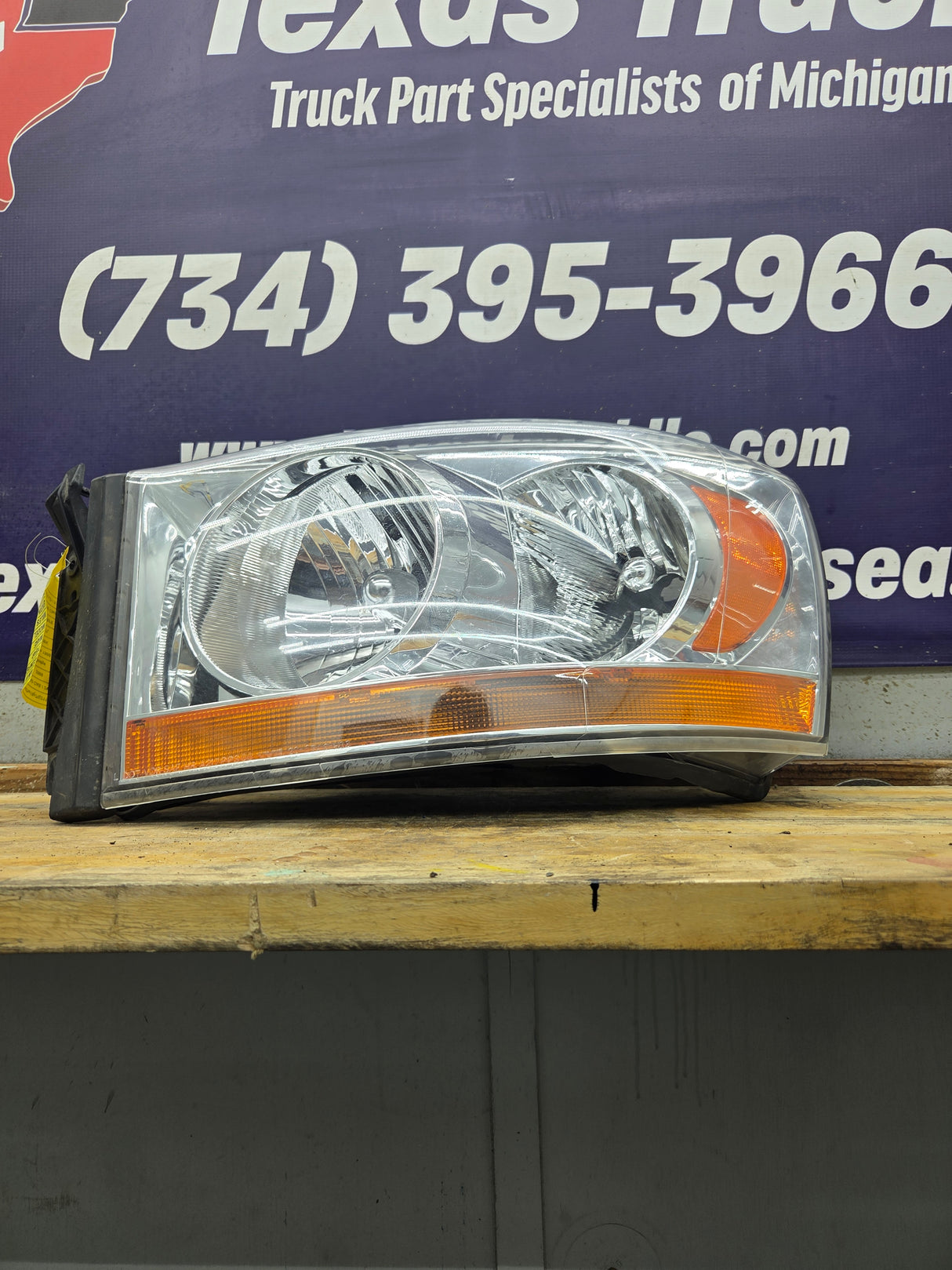 2006-2009 Dodge Ram 1500 2500 3500 LH Driver Side Headlight TYC 20-6748-00