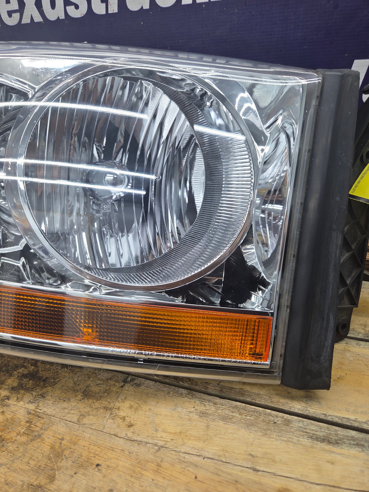 2006-2009 Dodge Ram 1500 2500 3500 RH Passenger Side Headlight TYC 20-6747-00