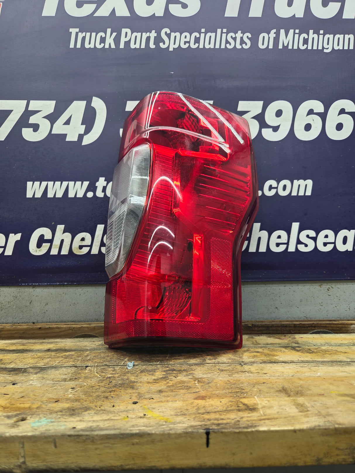 2020-2022 Ford Super Duty Passenger Side Tail Light Halogen LC3B-13B504-AD