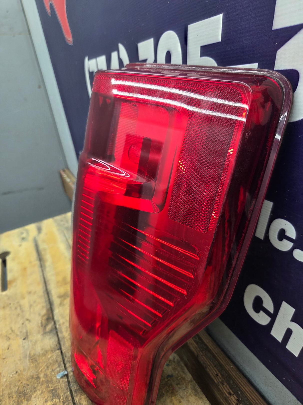 2020-2022 Ford Super Duty Passenger Side Tail Light Halogen LC3B-13B504-AD