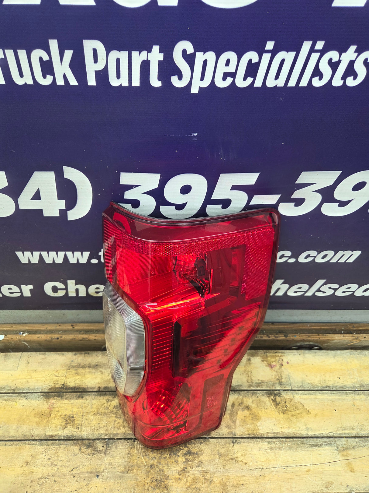 2020-2022 Ford Super Duty Passenger Side Tail Light Halogen LC3B-13B504-AD