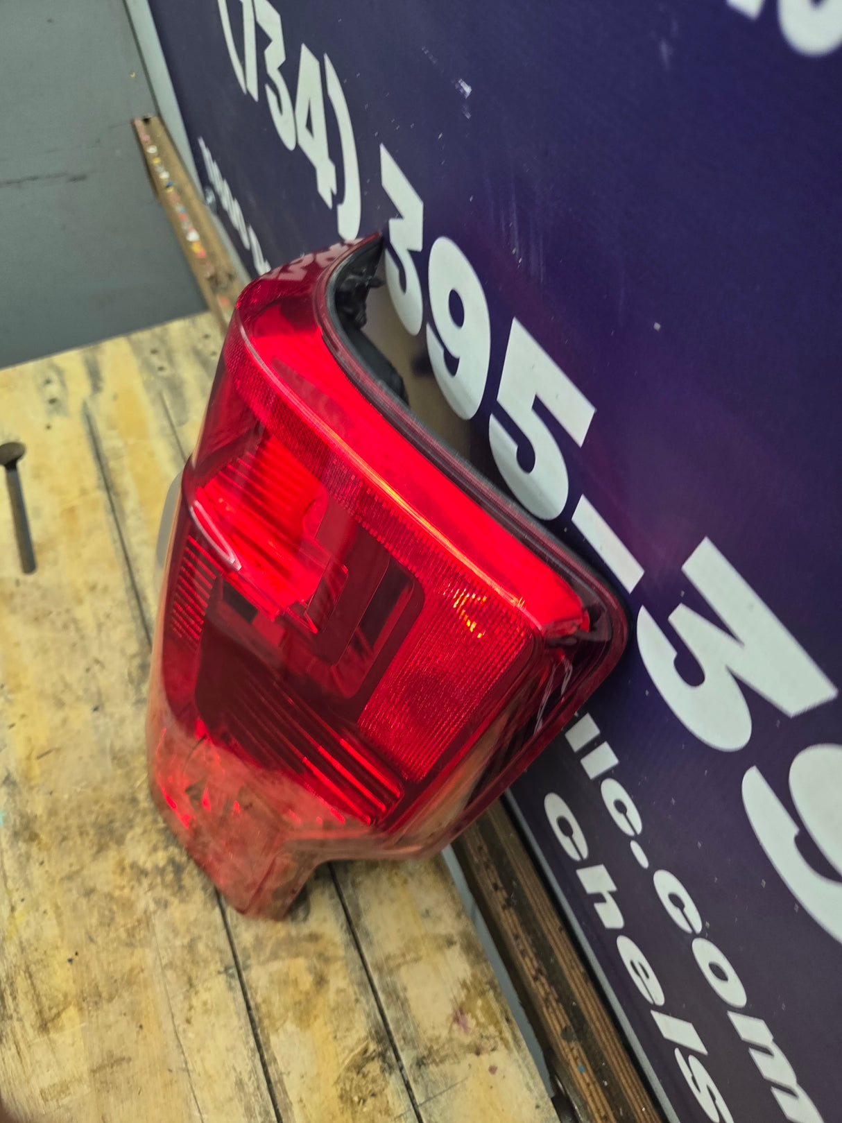 2020-2022 Ford Super Duty Passenger Side Tail Light Halogen LC3B-13B504-AD