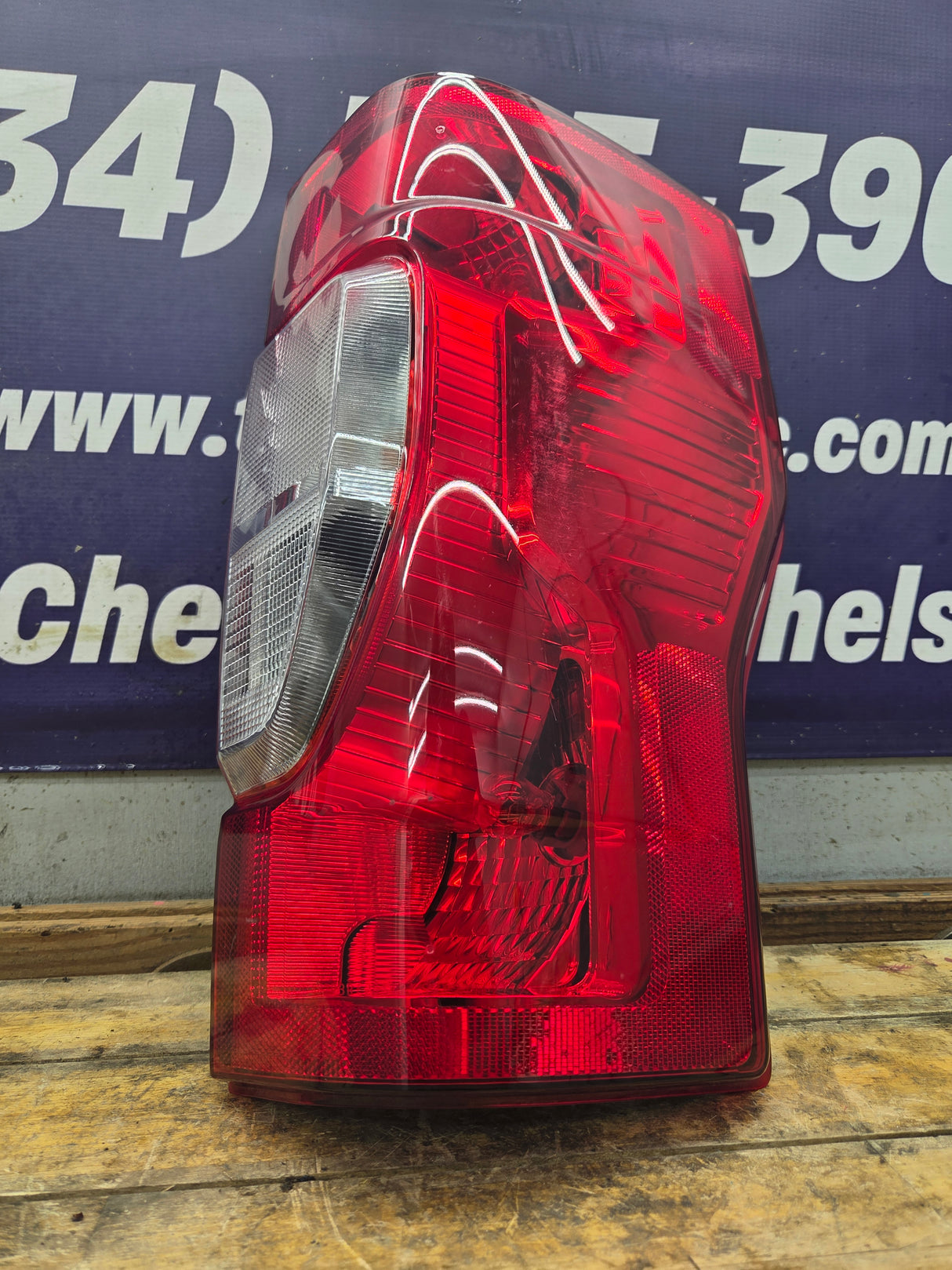 2020-2022 Ford Super Duty Passenger Side Tail Light Halogen LC3B-13B504-AD