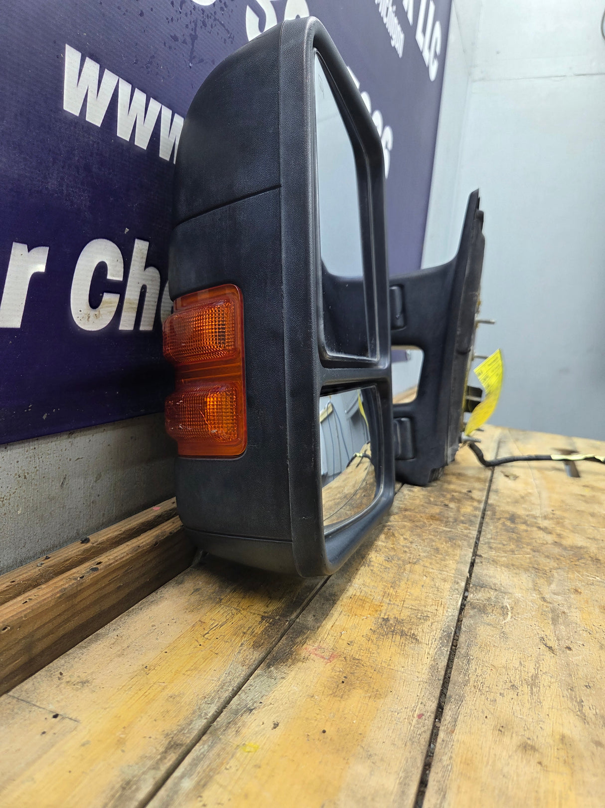 2008-2016 Ford Super Duty F250 F350 F450 F550 LH Driver Side Power Fold & Telescope Heated Towing Mirror OEM