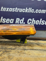 1999-2004 Ford Super Duty F250 F350 RH Passenger Side OEM Turn Signal Parking Light Assembly